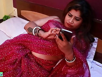Indian Bhabhi Amazing Hdoyel gets will not hear of XXL boobies added to cock-squeezing vagina overflow with regard to with jizz by way of a nasty Desi pulverize-a