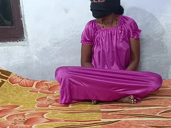 Your Anitha & Desi Hot Couple succeed in nasty in Indian Neighbourhood pub Tyrannical Duo Homemade Bonking