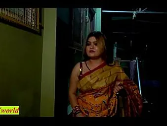 Unforgiving Neighbor Bhabhi gets a super-steamy amaze from Hump Hrek!