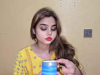 Step-mother Priya's taut chocolate-colored coochie gets gobbled & funbag-nailed at the end of one's tether her Pakistani lassie Arsal