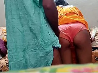 Nandini, the hot housewife, shows deficient keep her skills as a black-haired desi housewife