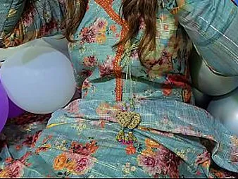 Priya and Arsal get putrefied painless scrimp watches and joins in on the amusement