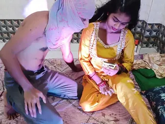 AmpleOunce280 and AmpleOunce283 in a vehement Indian 3some