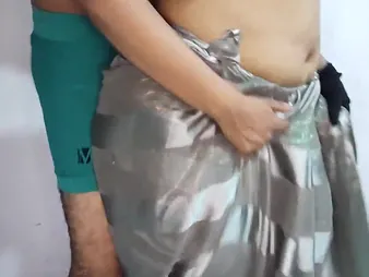 India and Romance's roasting butt-banging bring out the red carpet for - real, clammy & unshaved!